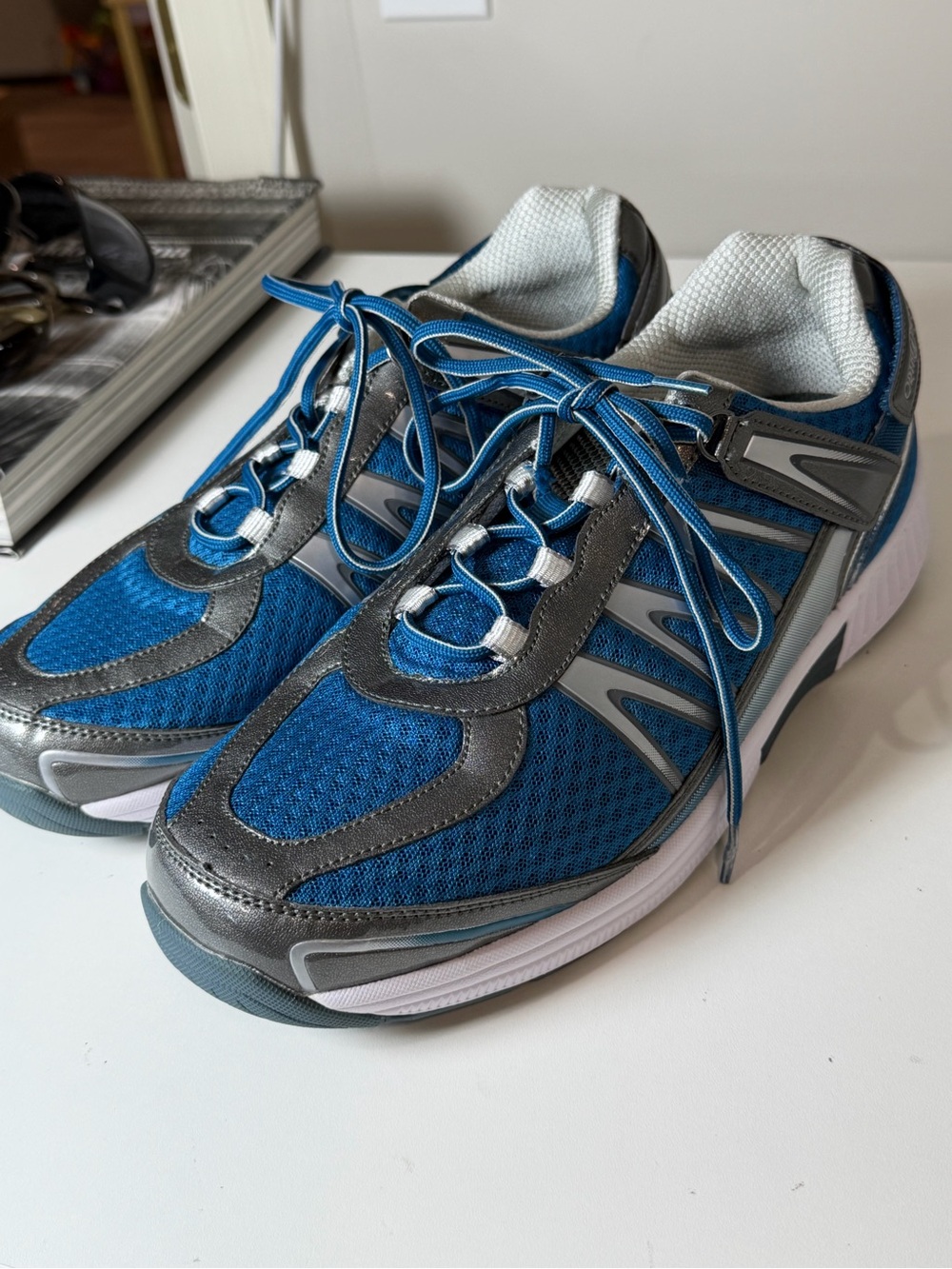 Orthofeet Worn Once Size 11 4E Extra Wide Blue Mesh Athletic Support Sneakers